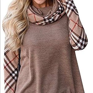 Burberry pattern top COMMENT YOUR PRICE